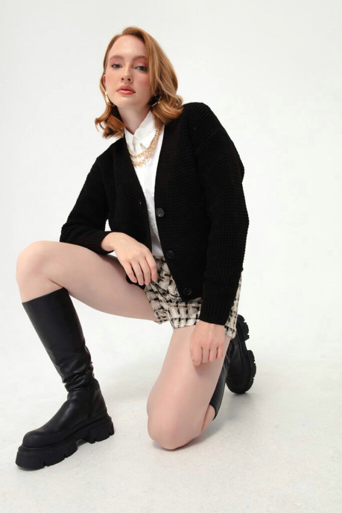 Aliona A | AURORA MODEL MANAGEMENT